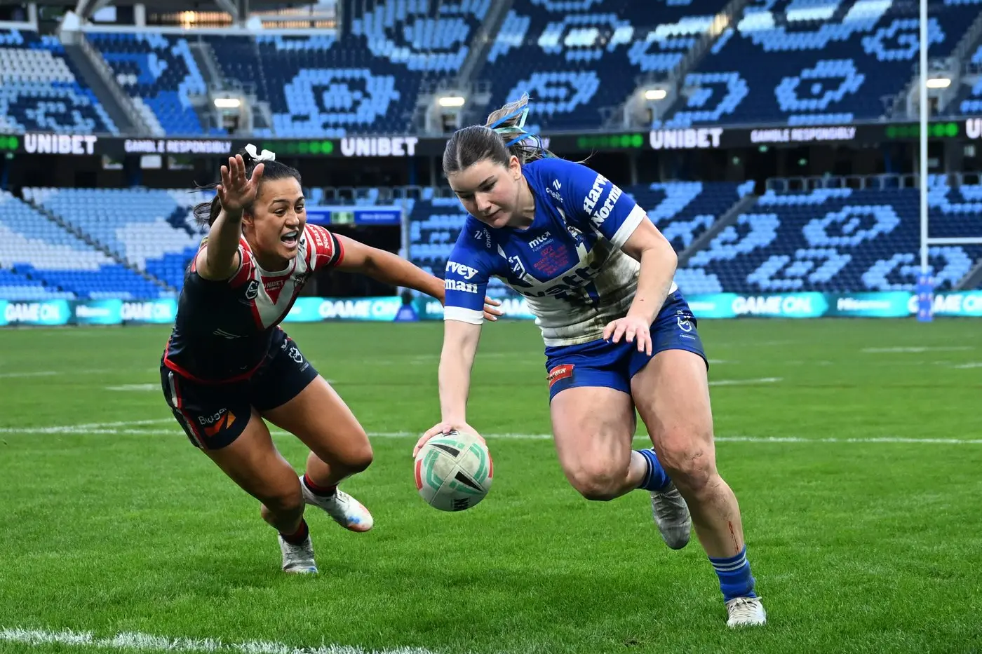Elizabeth MacGregor scored in the 46th and 50th minute, the Bulldogs\\' first and second try of their round four game against the Roosters. PHOTOS: Canterbury-Bankstown Bulldogs