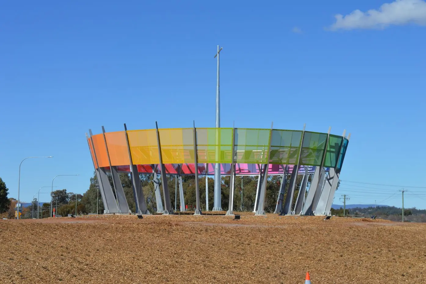 The new halo structure in the centre of the Parkes Bypass roundabout on Condobolin Road is bursting with colour and is now complete.