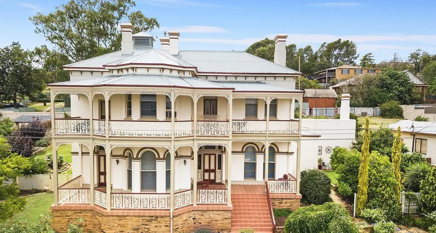 Stunning backdrop for this year's art exhibition