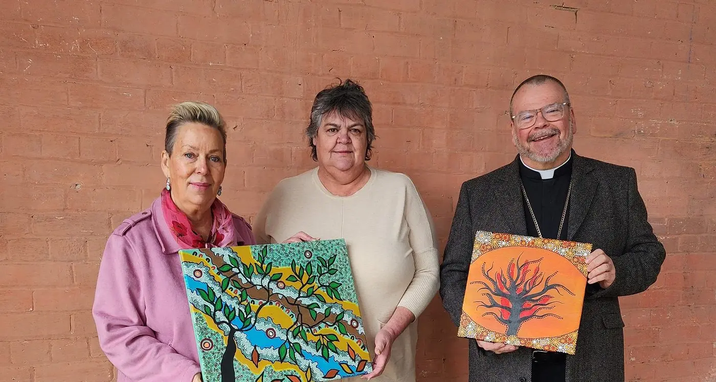 Parkes artist joint winner of CatholicCare prize