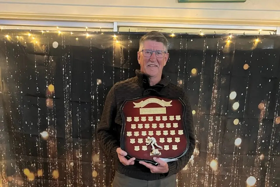 Mark Dwyer was named Parkes Bowling and Sports Club\\'s Men\\'s Bowler of the Year.