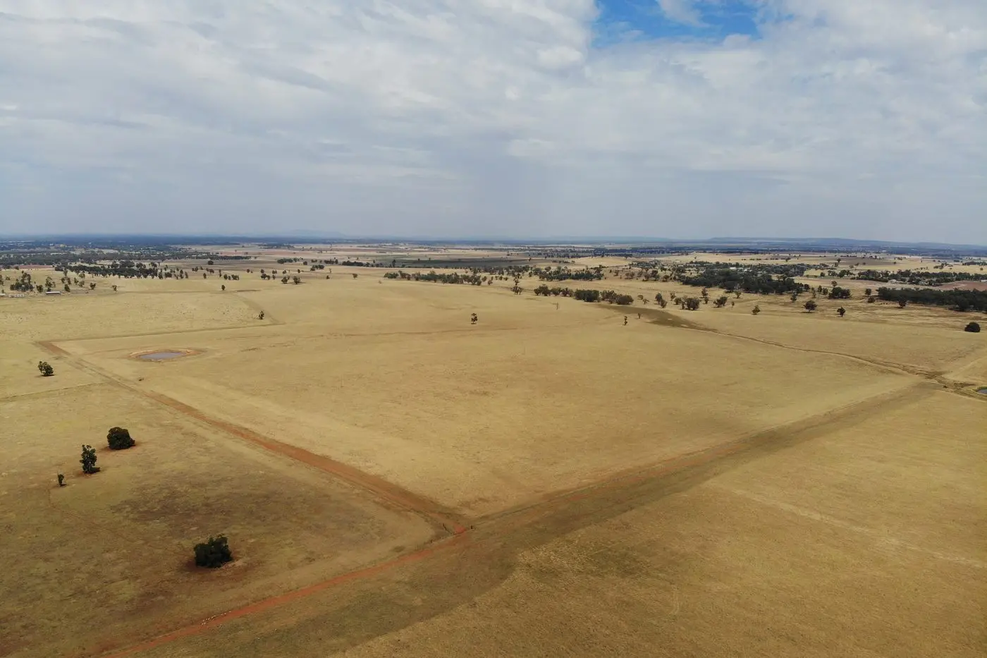 ACE Power and Osaka Gas are pursuing development approval for a 147MW solar farm and 120MW four-hour battery storage at Daroobalgie. PHOTOS: Supplied