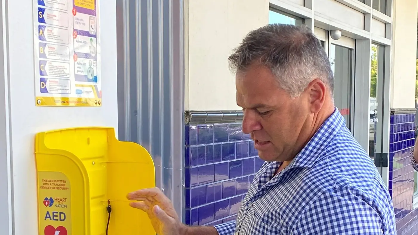 More clubs benefit from defibrillator program