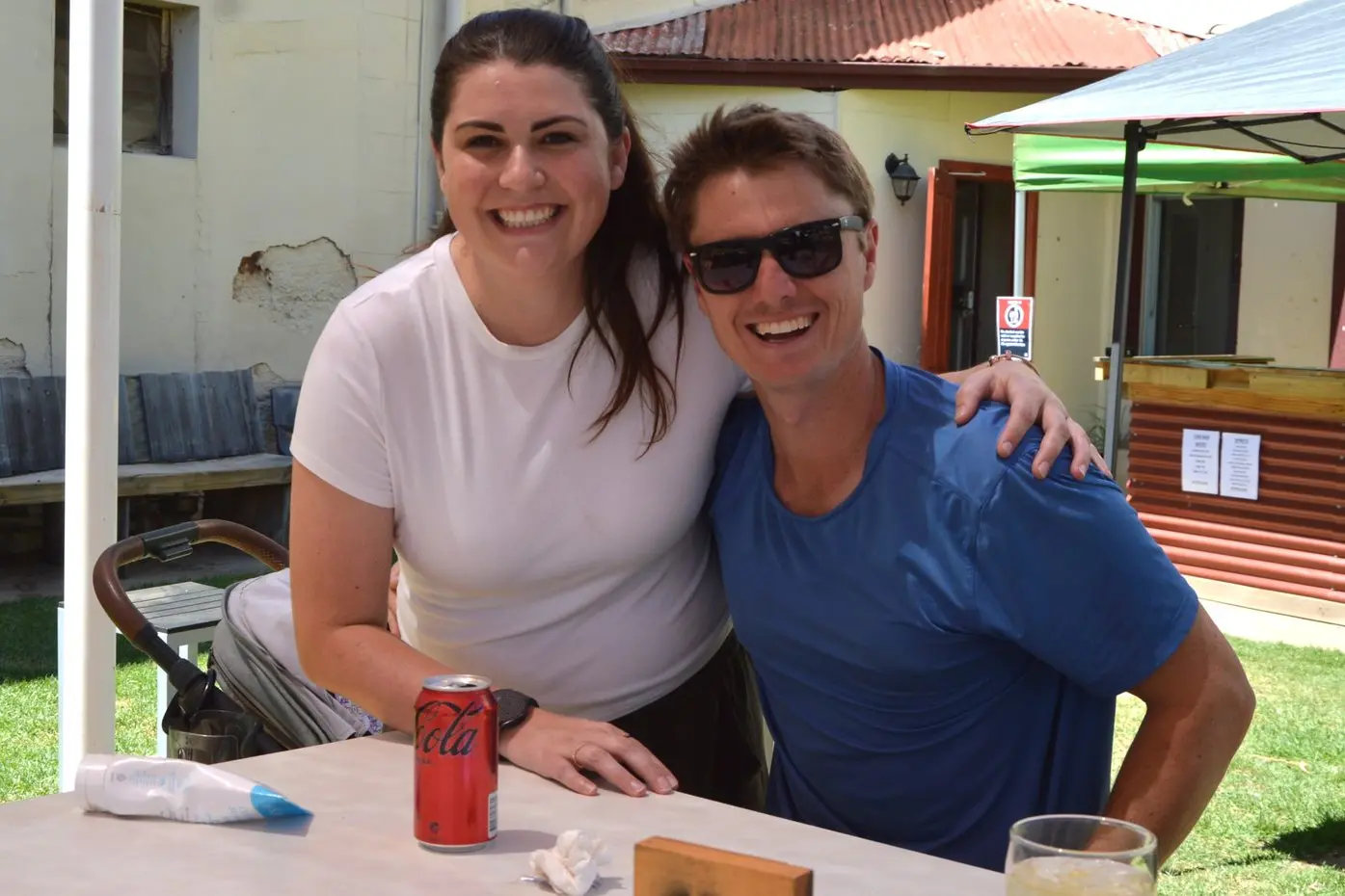 Chloe MacRae and Scott Knights were enjoying the live music at the Trundle Hotel. PHOTOS: Madeline Blackstock