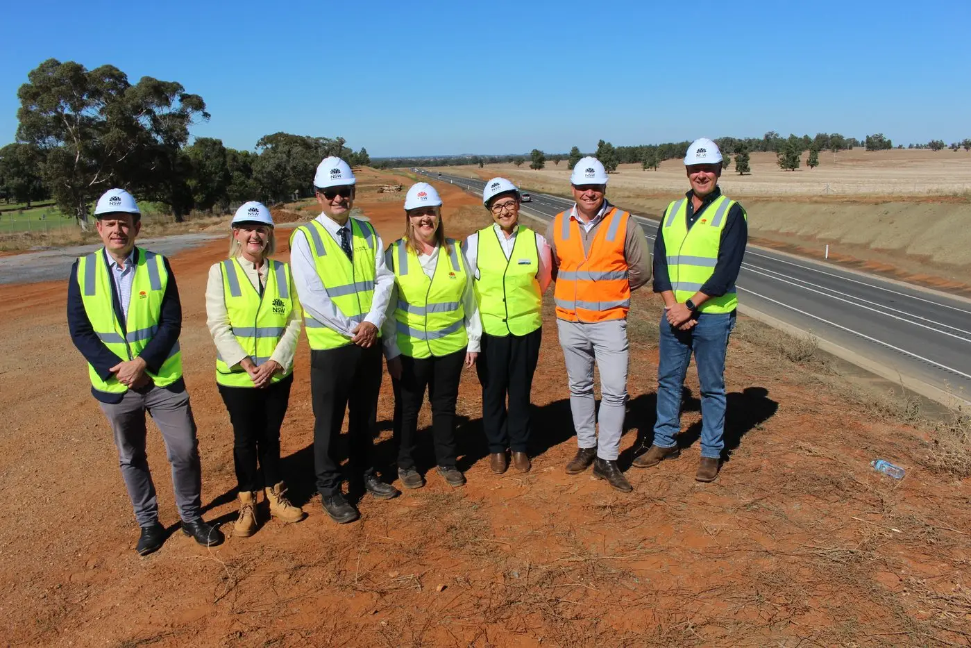 MLC for Orange and Dubbo Stephen Lawrence, Transport for NSW Acting Regional Director West Holly Davies, Parkes Shire Mayor Neil Westcott, Minister for Roads Jenny Aitchison, Deputy Mayor Marg Applebee, State Member for Orange Phil Donato and Parkes Business Chamber president Geoff Rice. PHOTOS: Christine Little