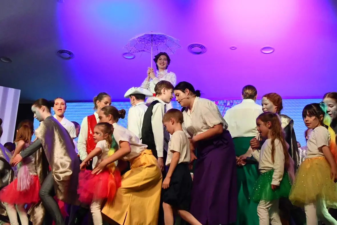 Parkes Christian School presented Mary Poppins the Broadway Musical. PHOTOS: Jenny Kingham