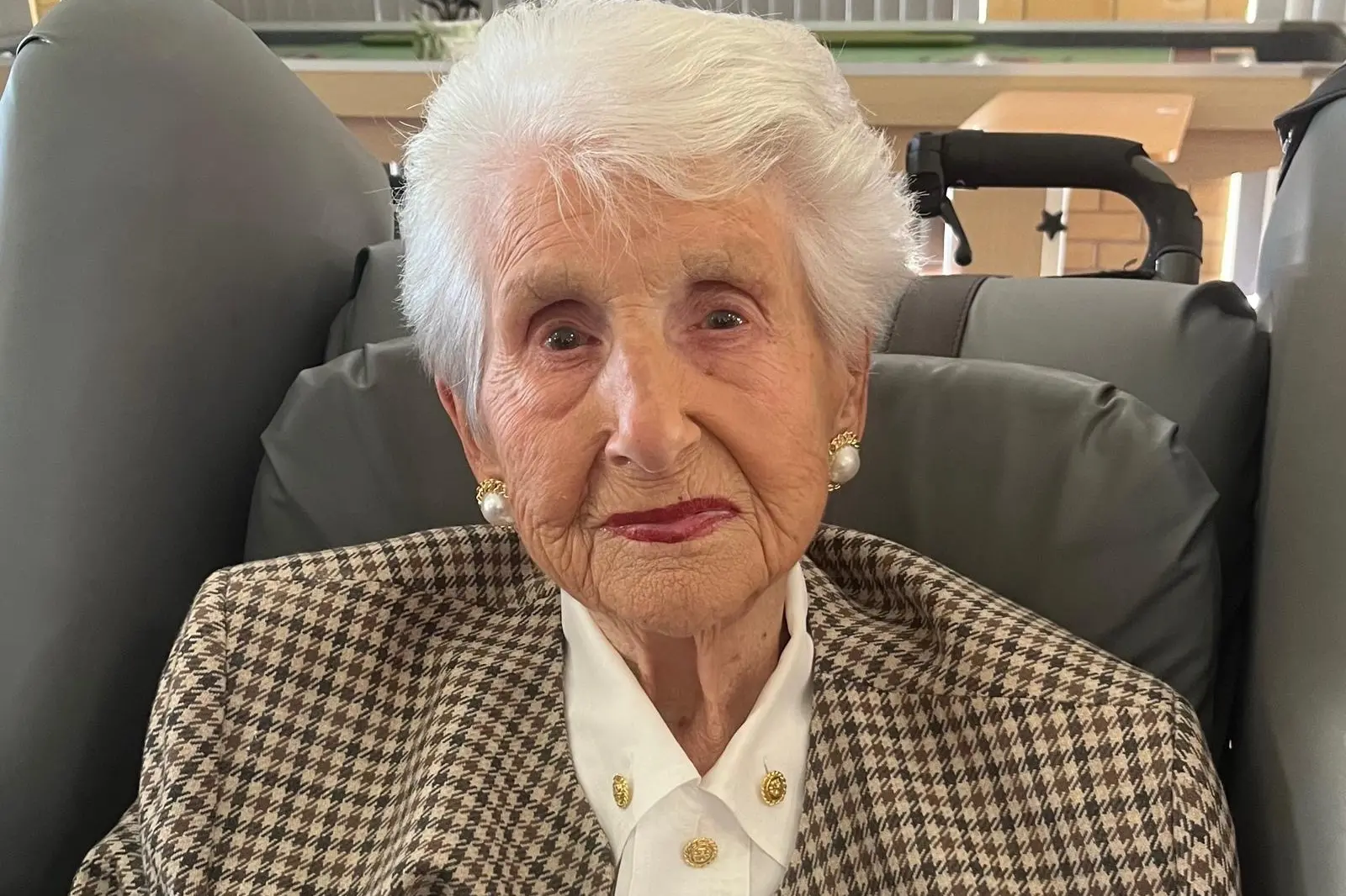 <p>Dorothy Flannery who was born in Parkes but spent most of her life in Cowra, has turned 100. </p>\\n