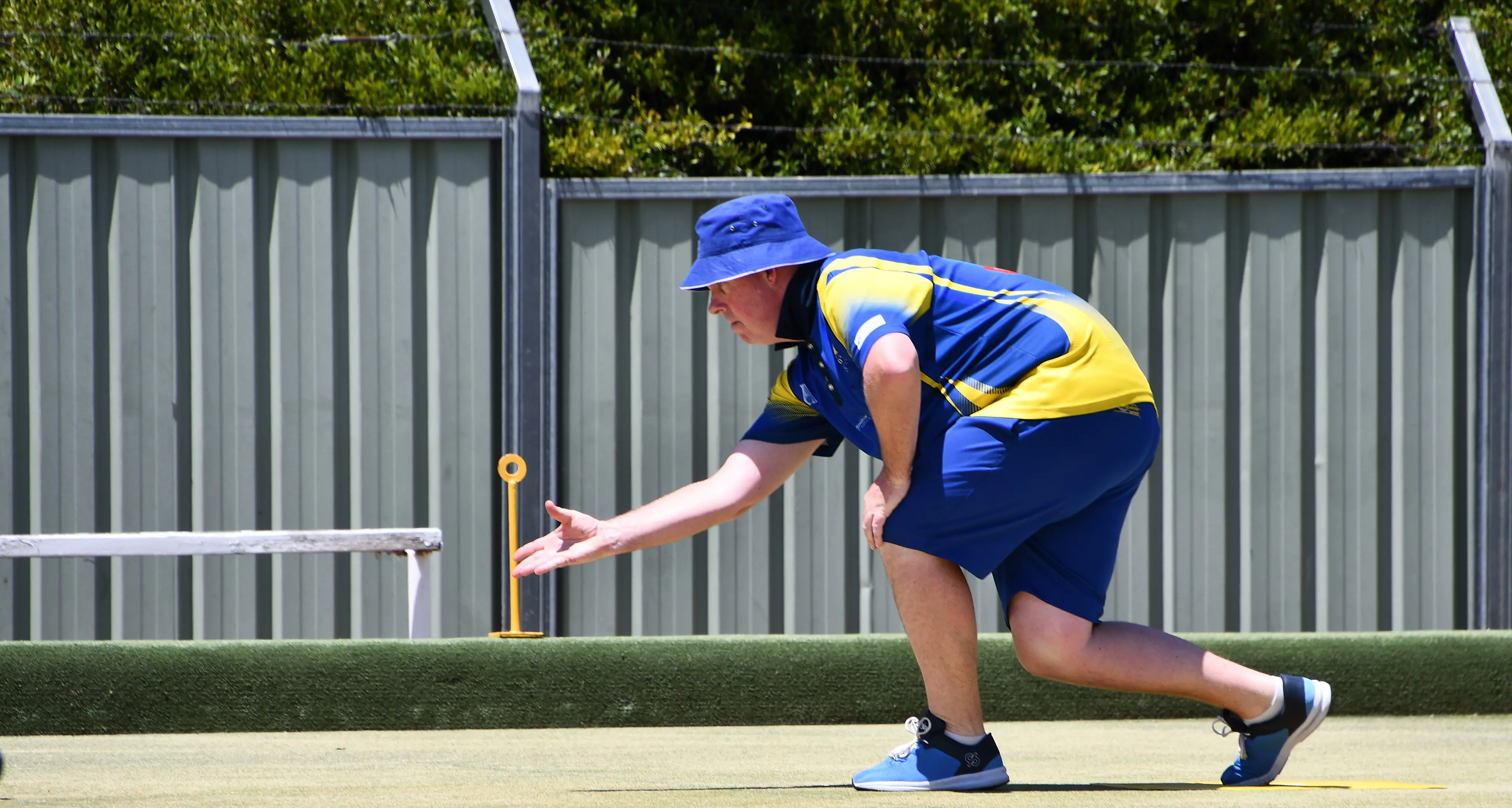 Simpson, Hampton manage narrow win over Bateson duo