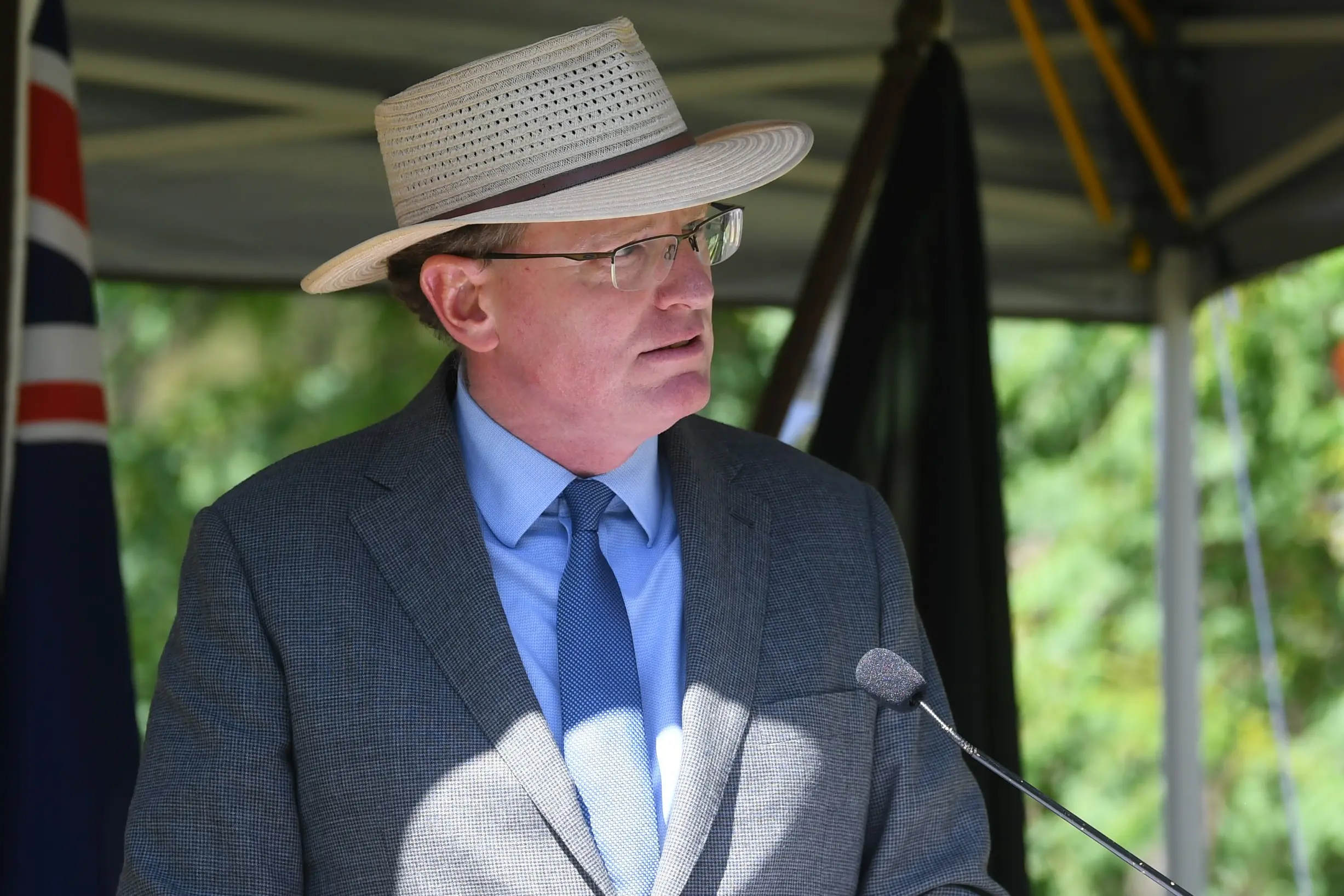 <p>Member for Calare Andrew Gee says the cash mandate doesn\\'t go far enough. </p>\\n