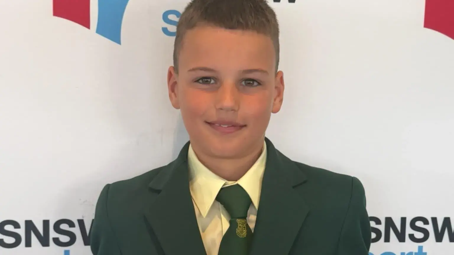 Outstanding year in cross country earns Emrys highest honour