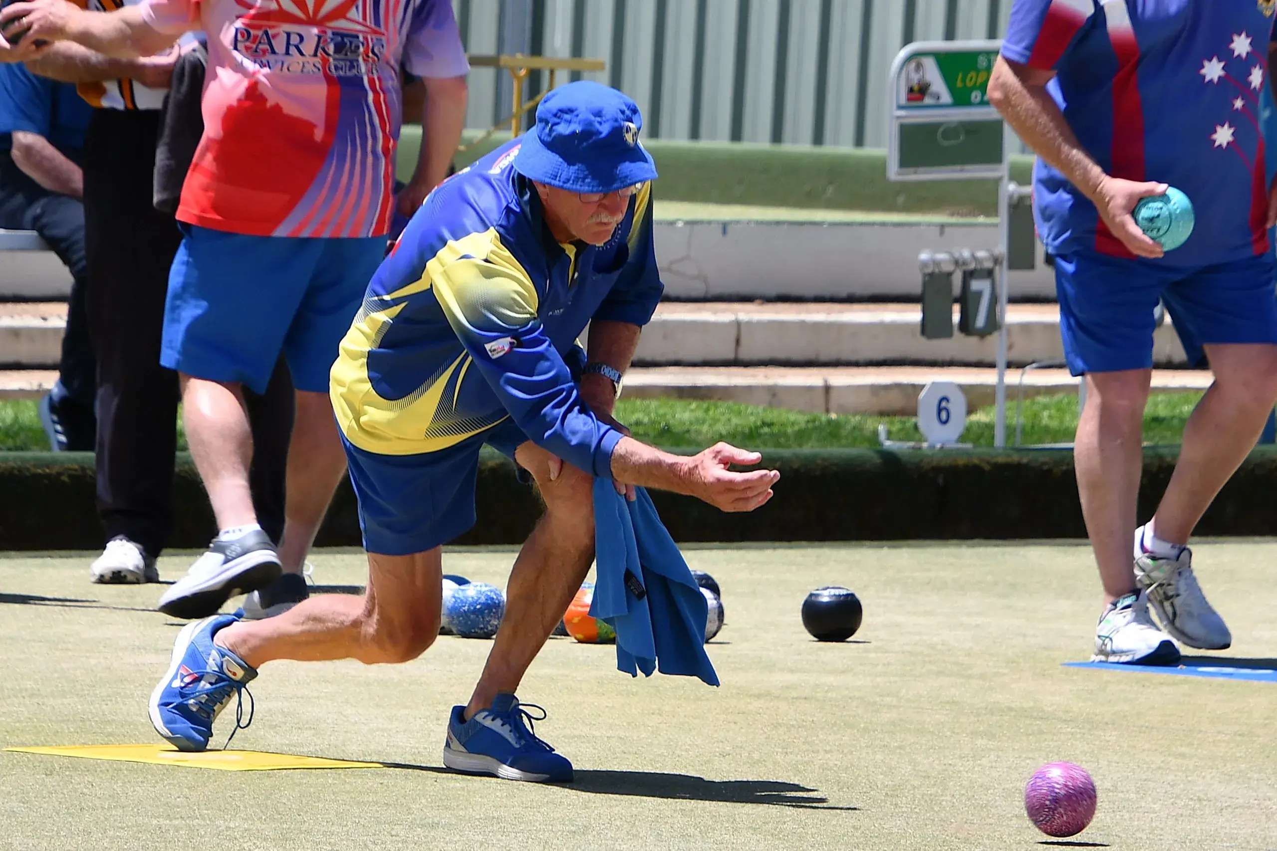 <p>Mark Dwyer alongside Mick Simpson were defeated by Mark Fitzalan and Gary McPhee in the Major Pairs semi final. PHOTO: Jenny Kingham</p>\\n