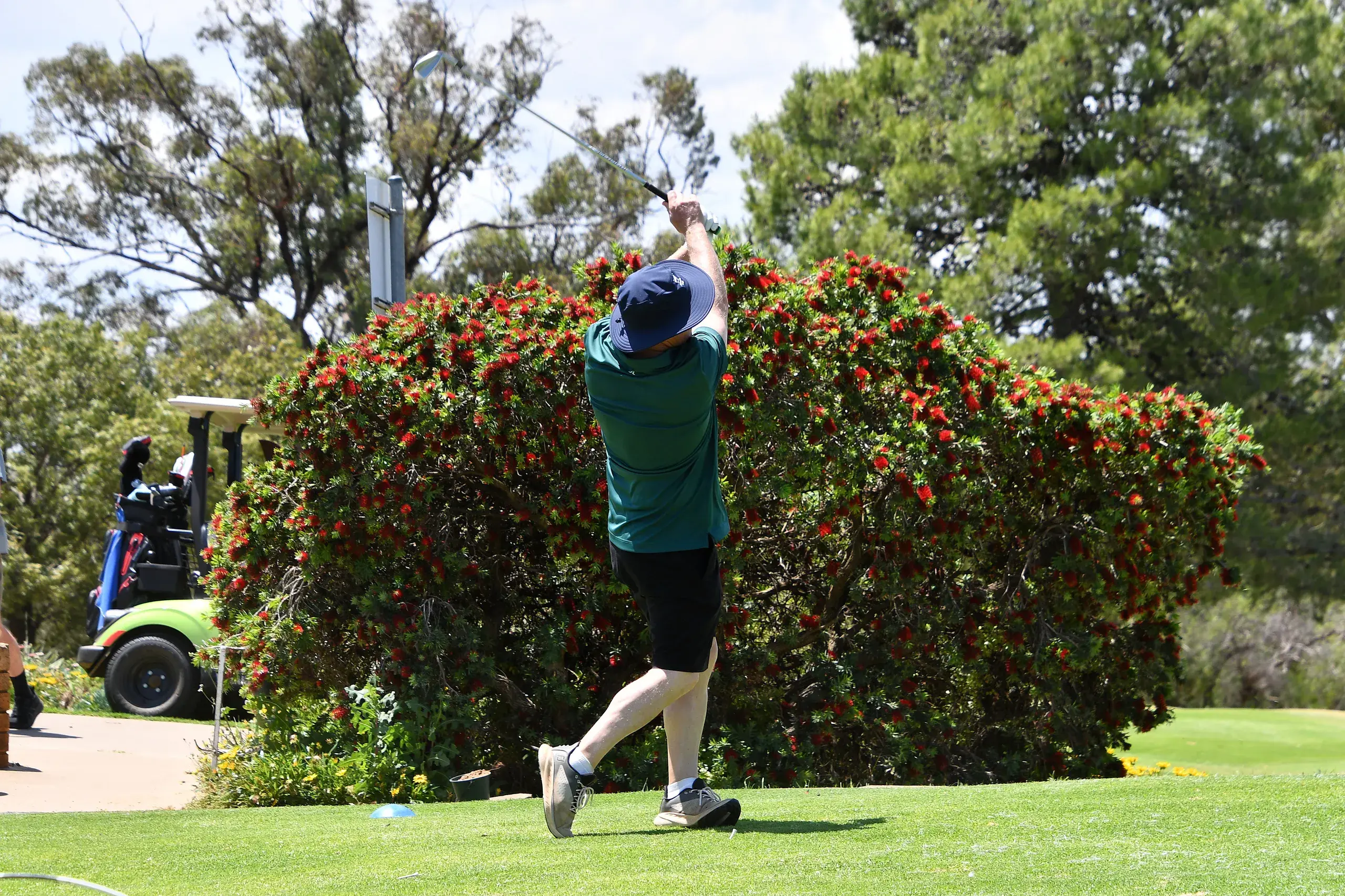 <p>A regular at the Parkes Golf Club, Craig Matthews, tees off. PHOTO: Jenny Kingham</p>\\n