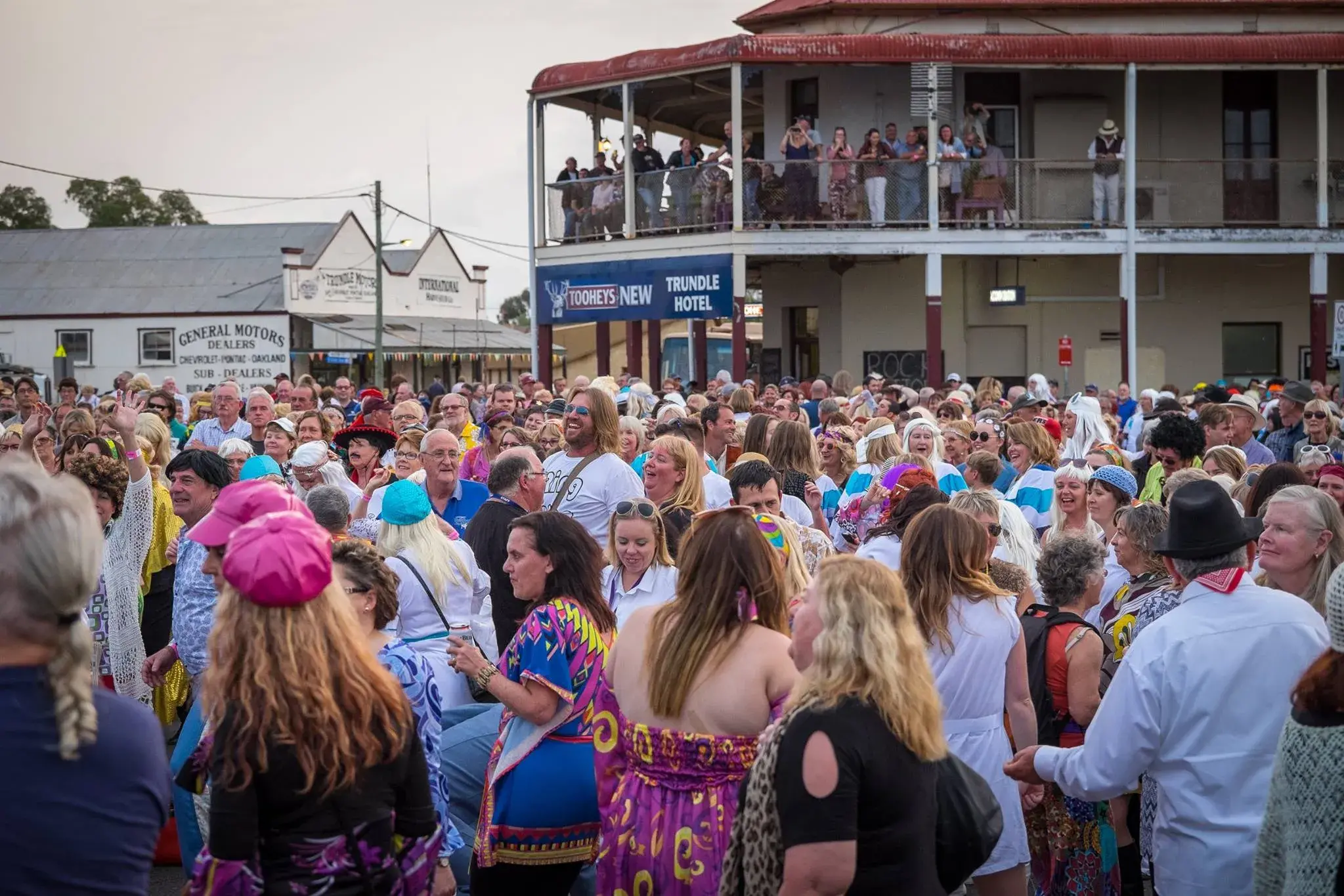 Dust off the flares, Trundle is ready to dance again