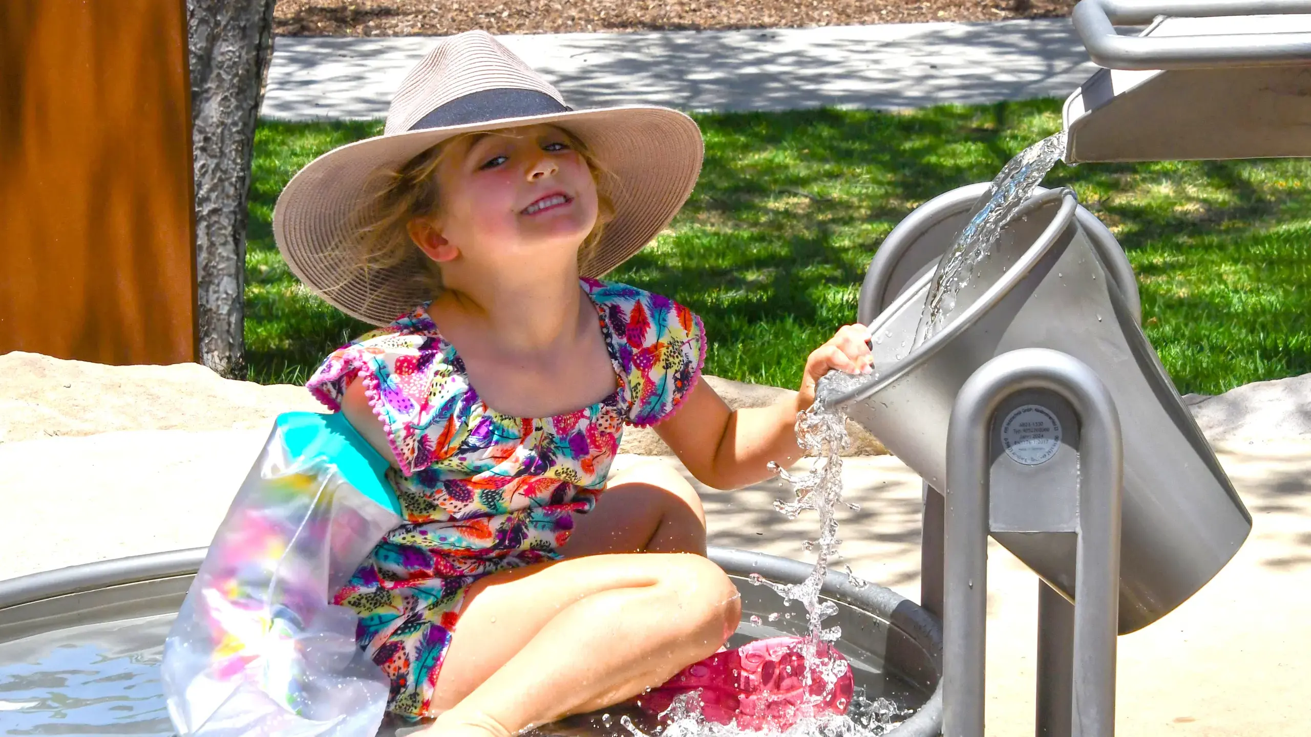 Peak Hill sweats through hottest January day in 60 years