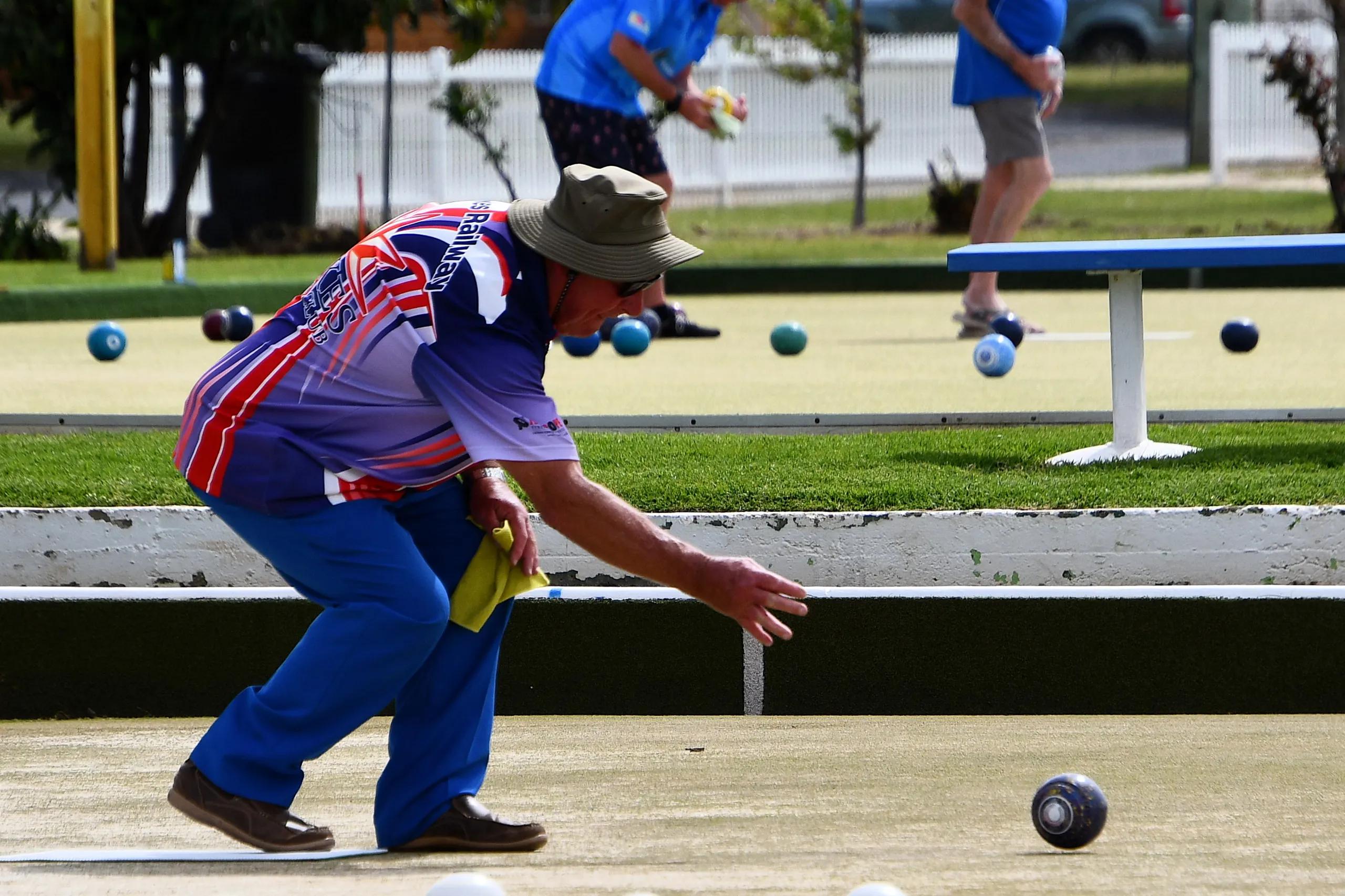 Cooler weather sees bowlers back in action on the green