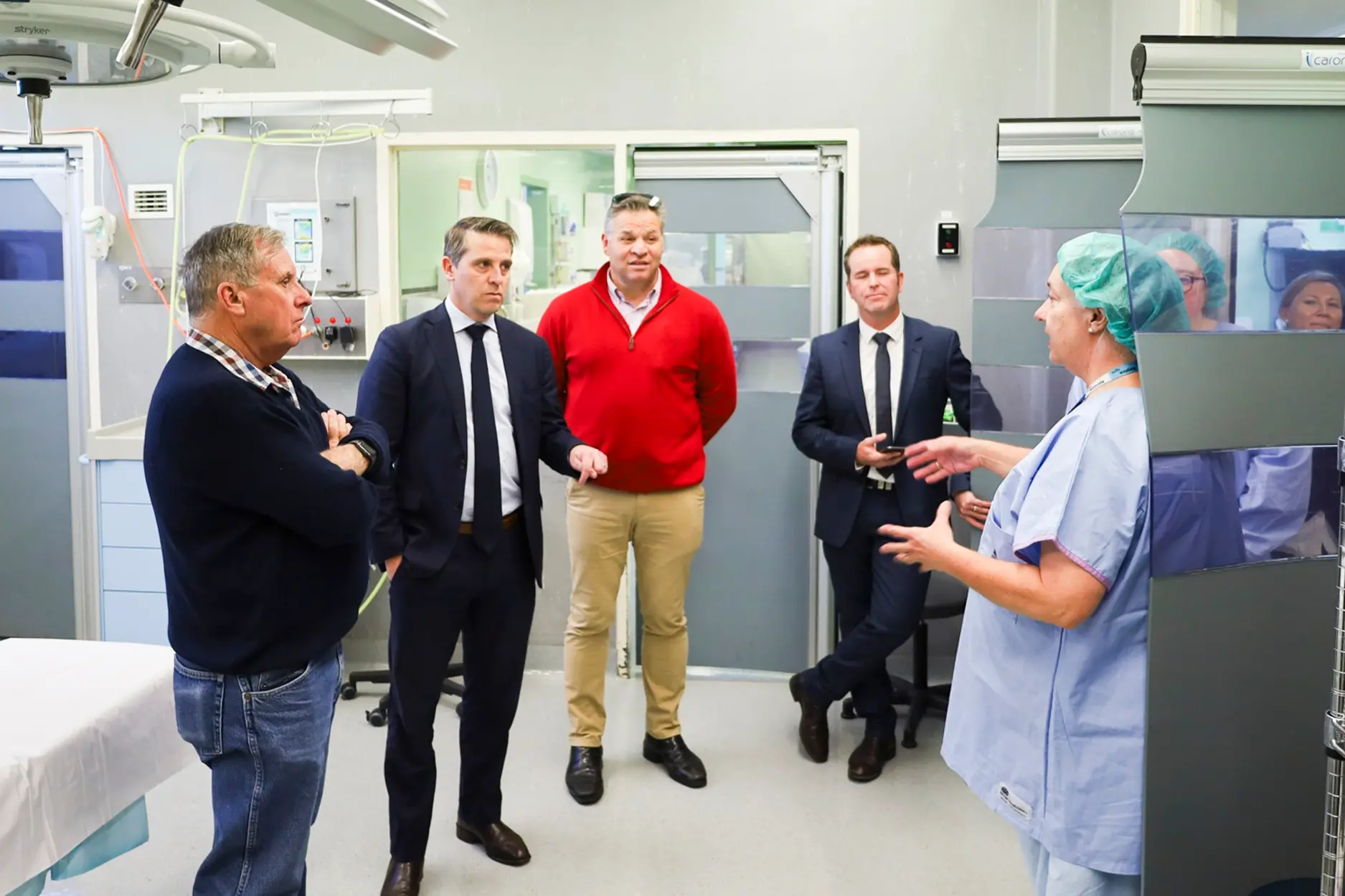 <p>Minister for Regional Health Ryan Park visited the Forbes hospital operating theatre with Deputy Mayor Chris Roylance, Member for Orange Philip Donato, Council\\'s Mat Teale. </p>\\n