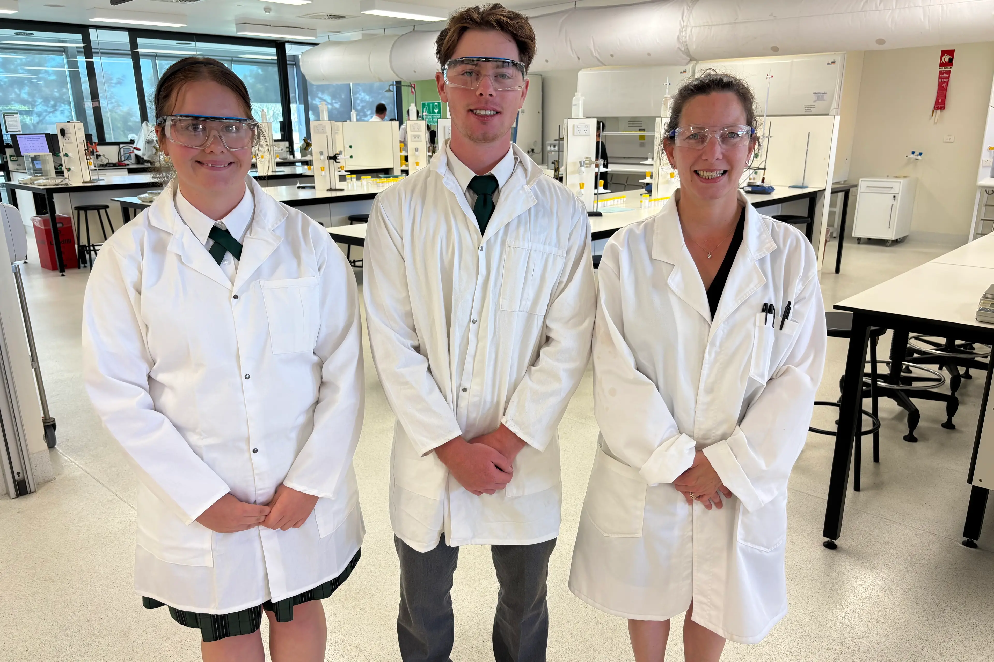 <p>Year 11 Parkes Christian School students Lezaan Schwartz and Leo Monkerud were among those who spent some time at Charles Sturt University in Wagga Dr Celia Barril.</p>\\n