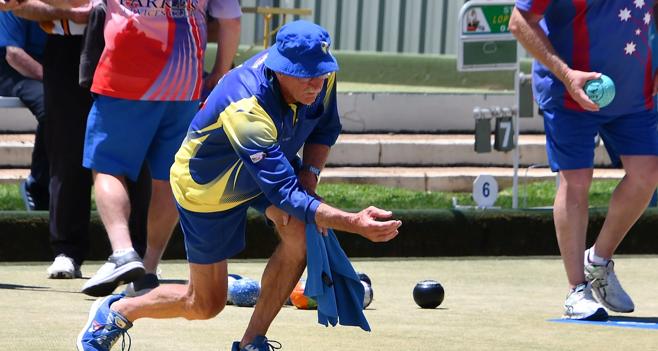 Parkes bowlers in dazzling form