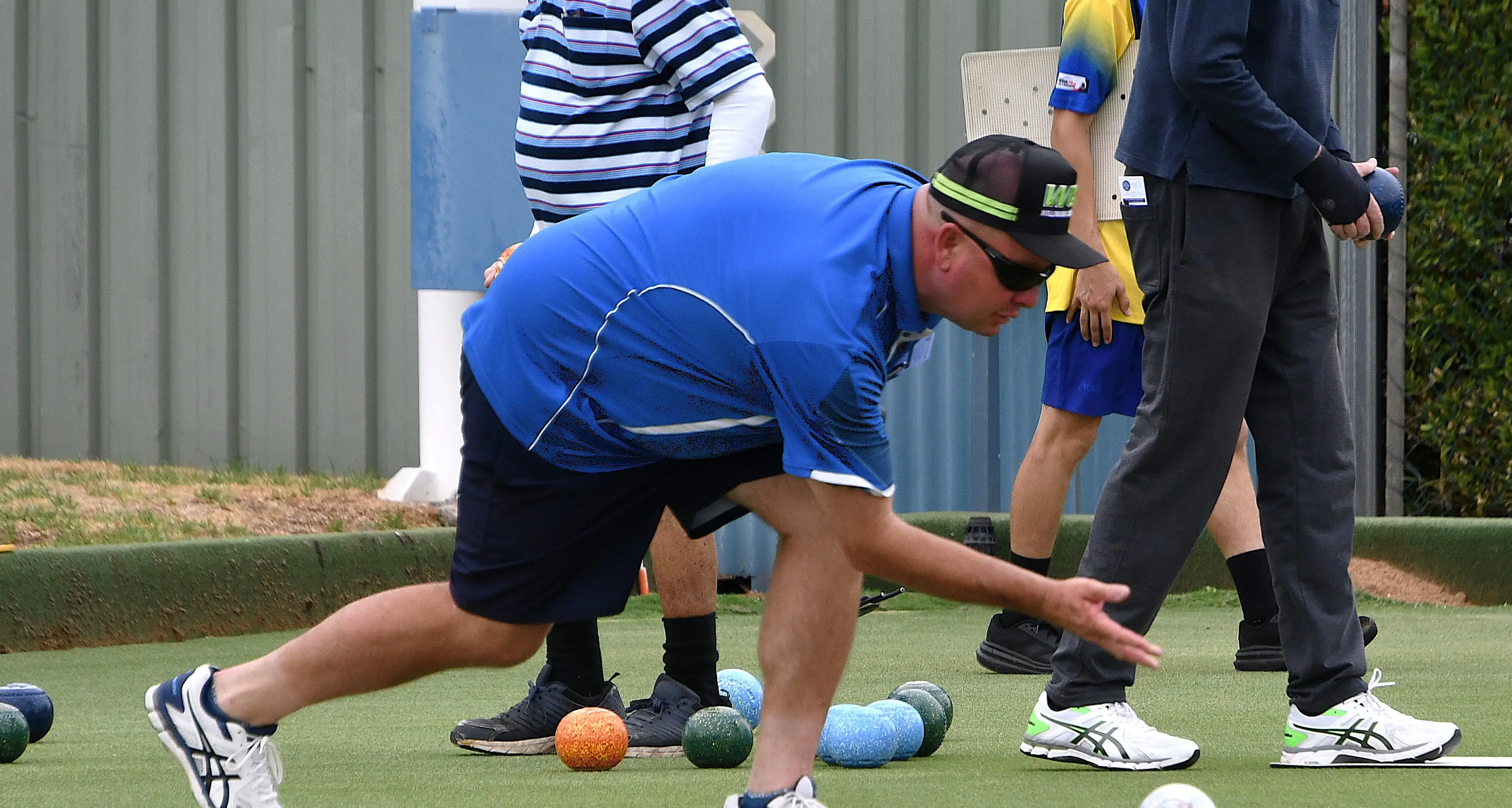 Unlucky 13 sinks Dixon in pairs clash