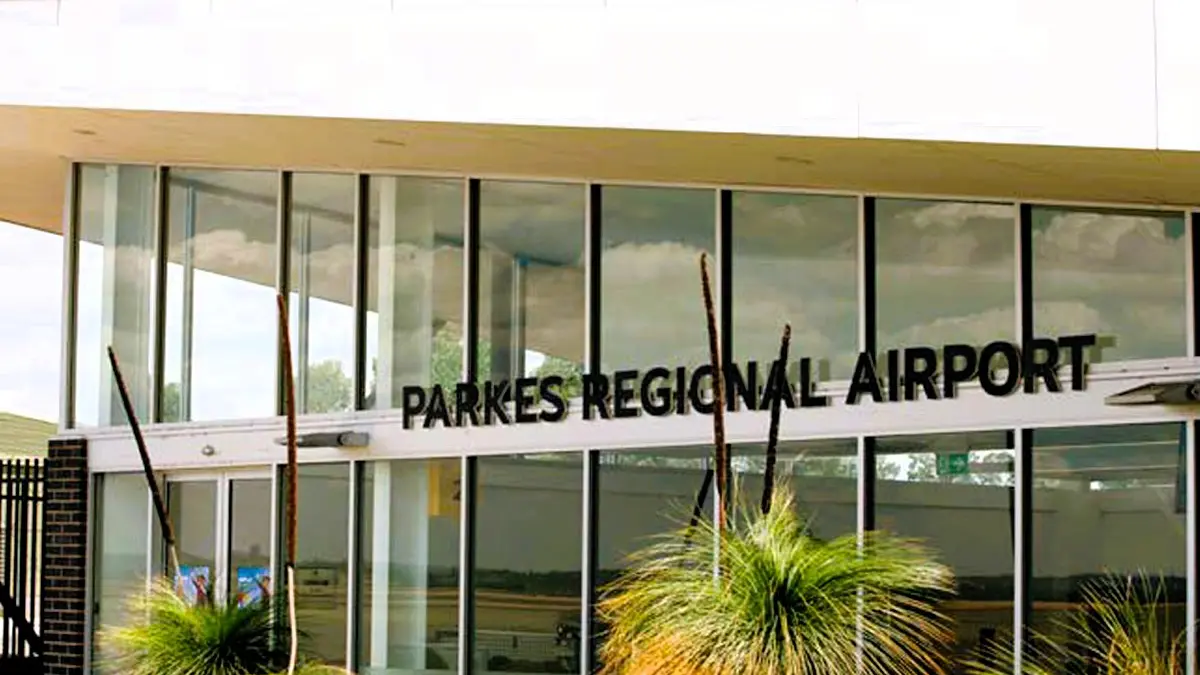 Parkes receives $47k in federal airport support