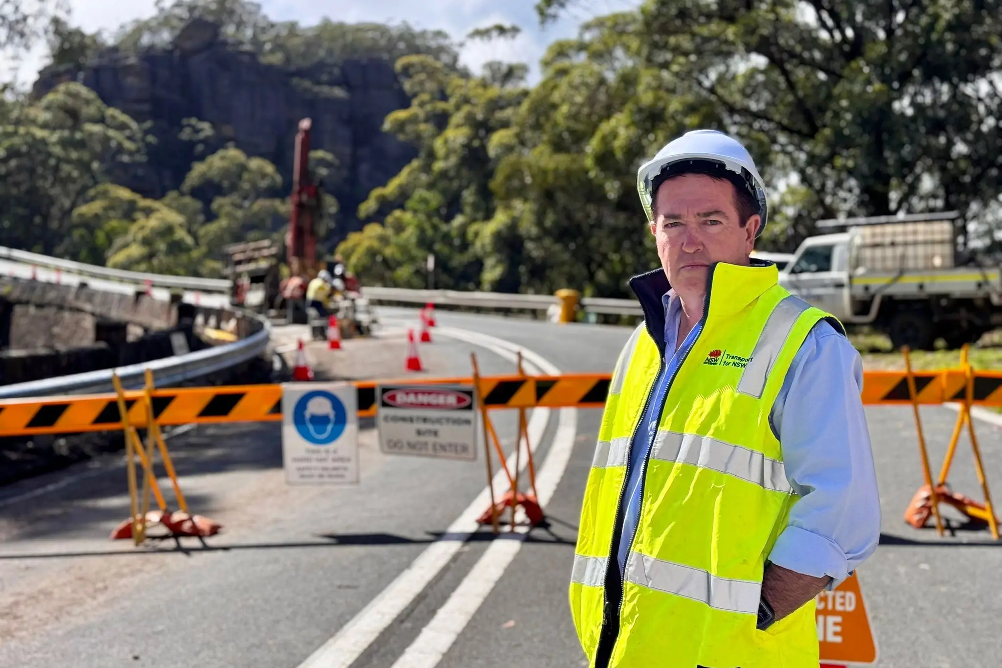 <p>Shadow Minister for Regional Transport and Roads Paul Toole says the closure is a state-wide economic issue.</p>\\n