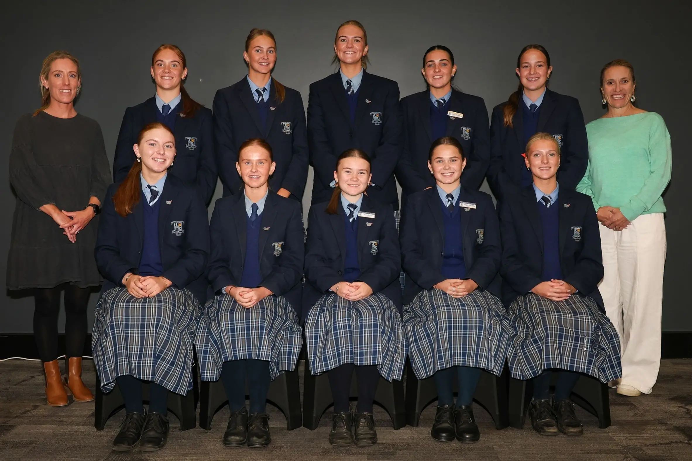 <p>Front: Sara Rush, Willo Muddle, Lucy Irvine, Pyper Muddle, Anna Jobson (back) Mrs. Katie Britt, Skye Newham, Jessie Tyack, Jaya Smith, Grace Dunford, Lyla Miller, Mrs. Libby Neville. PHOTO: Red Bend</p>\\n