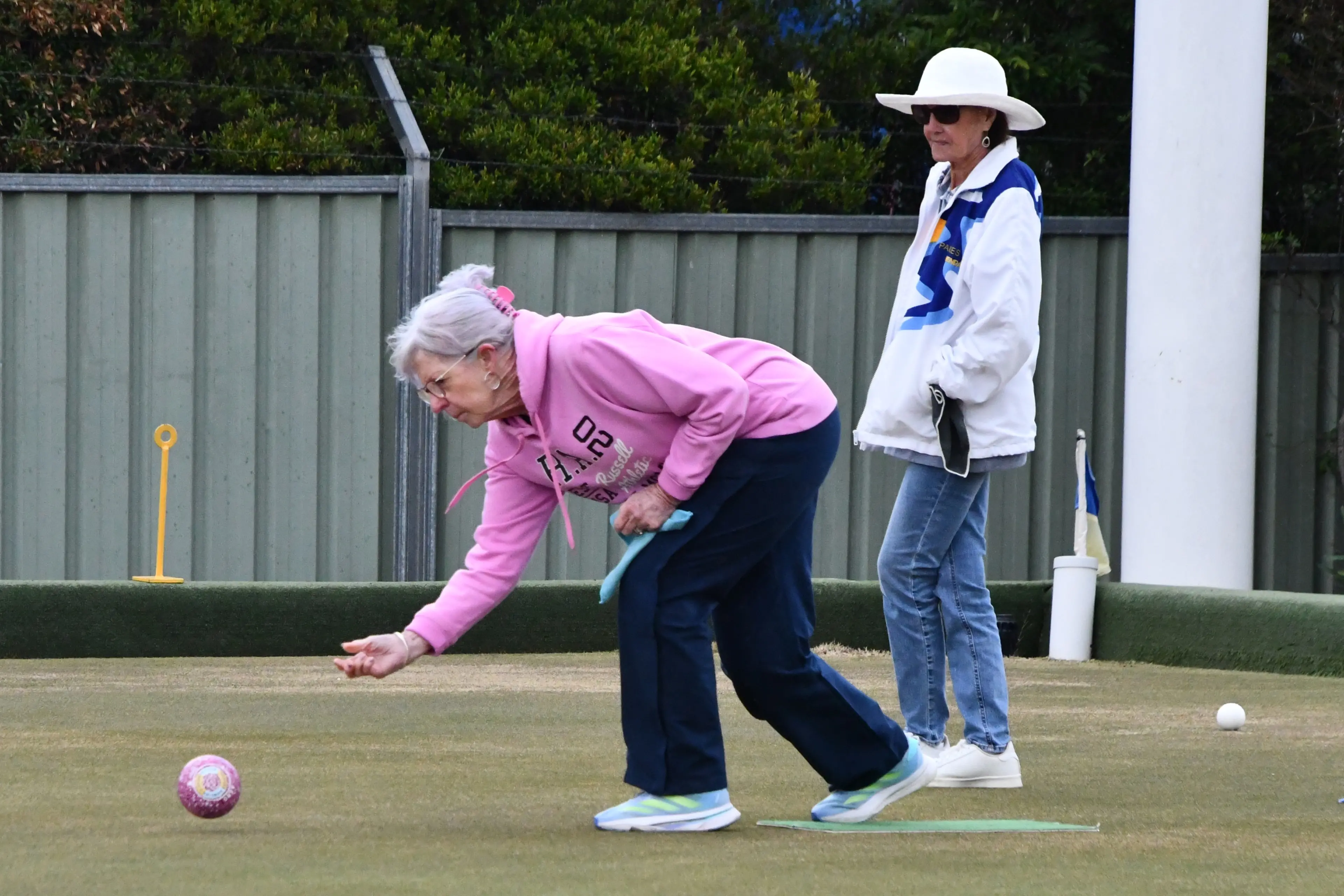 <p>Rhona Went (left) had a big win in social bowls with partner Gary Downey on Saturday, while Brenda Davies (right) and her partner had an exciting match, snatching a victory too. PHOTO: Jenny Kingham</p>\\n