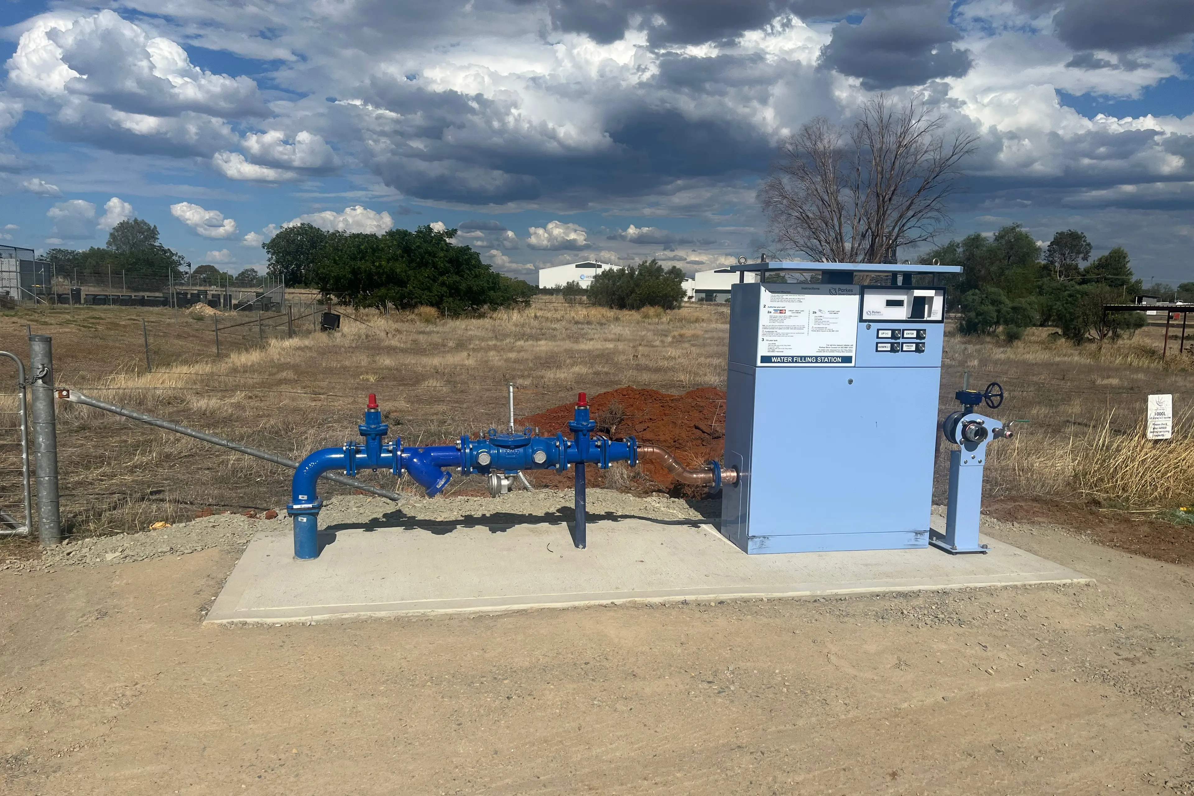 <p>A new public standpipe with improved metering technology is now operating on Saleyards Road.</p>\\n