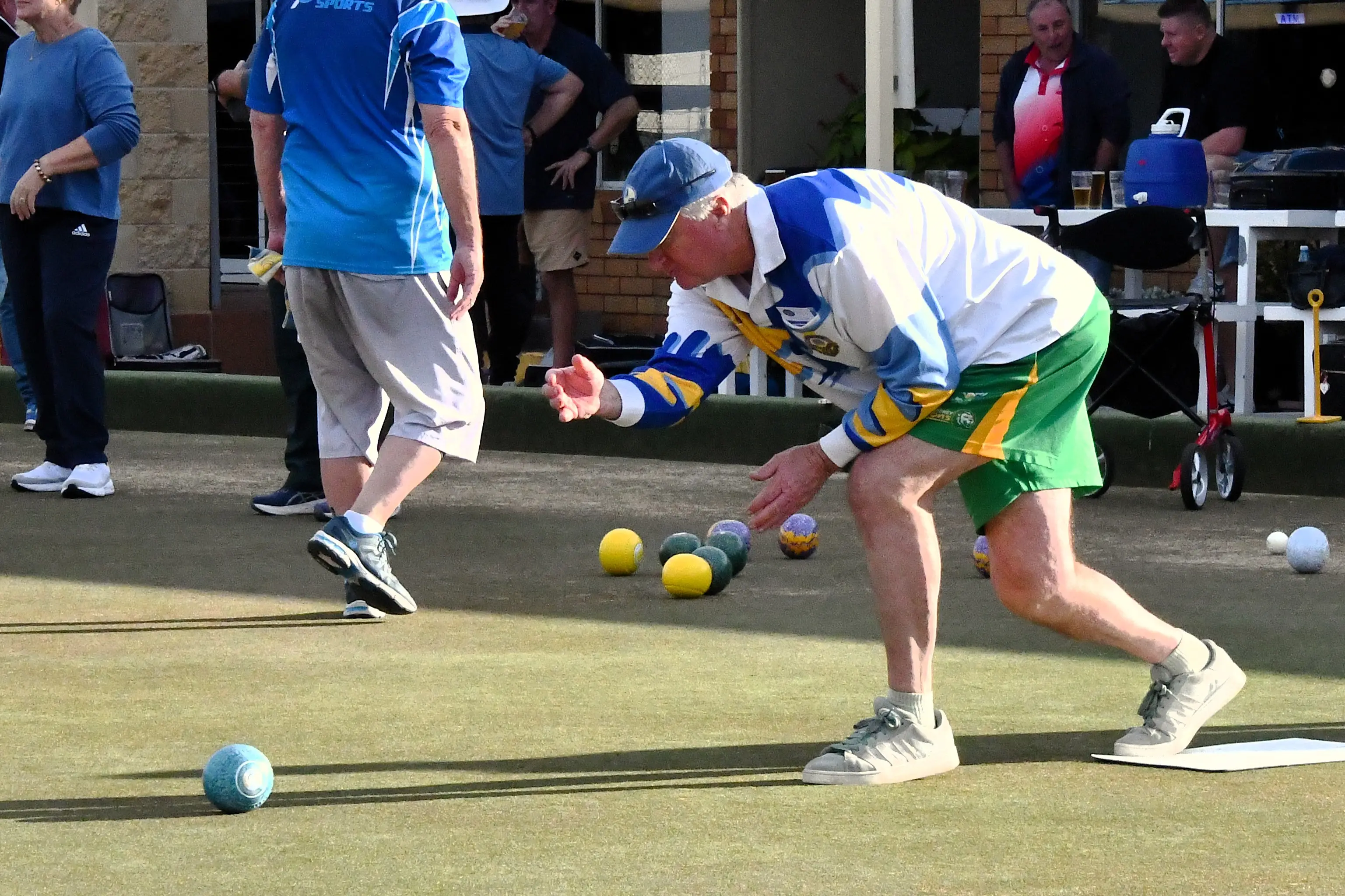 <p>It wasn\\'t Martin Tighe\\'s day last Thursday in the Parkes Bowling and Sports Club\\'s social bowls, going down 25 to 15 in a pairs match. PHOTO: Jenny Kingham</p>\\n