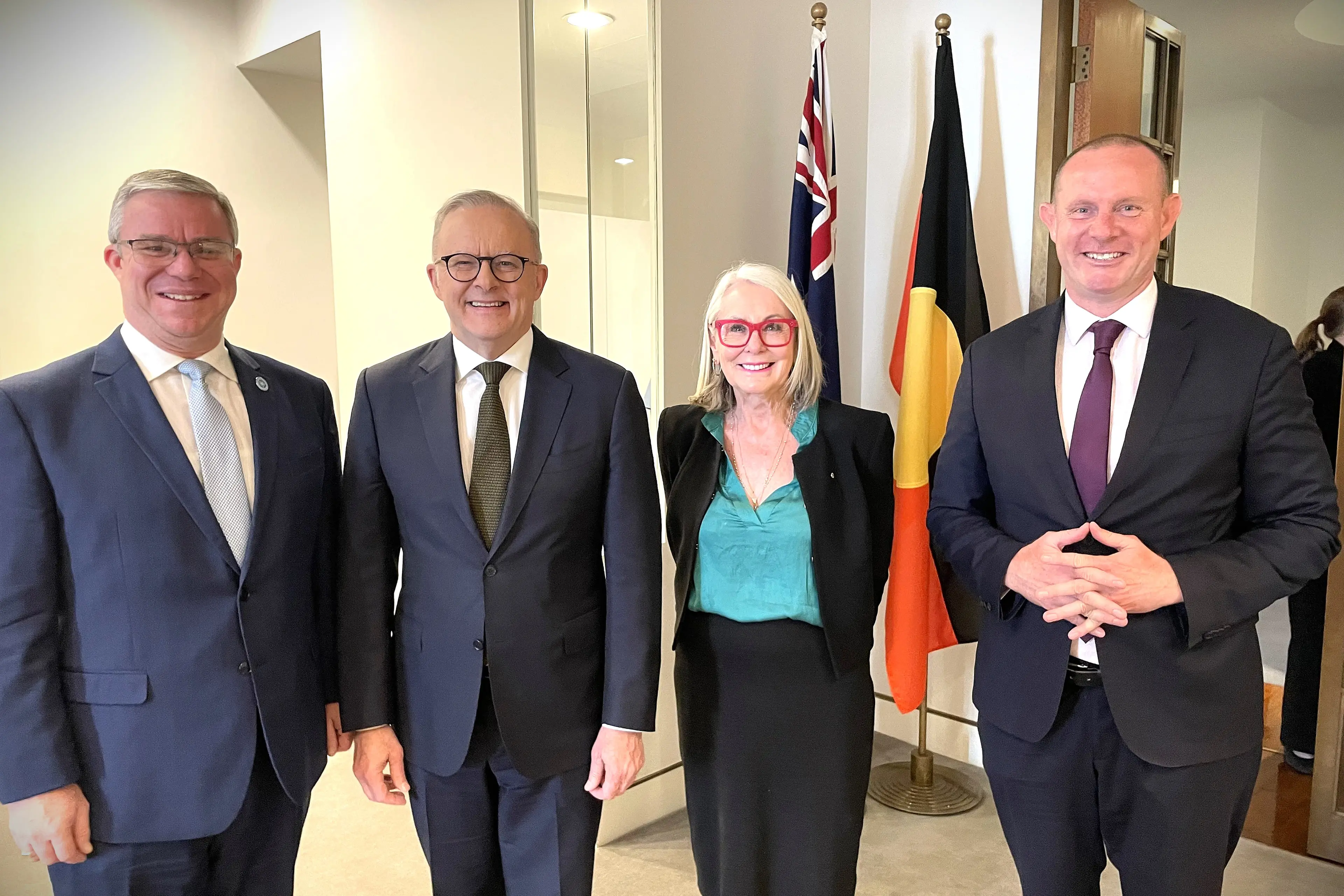 <p>Country Mayors Association of NSW (CMA) chairman Mayor Rick Firman OAM, Prime Minister Anthony Albanese, CMA and LGNSW board member Mayor Phyllis Miller OAM and LGNSW president Mayor Darcy Byrne.</p>\\n