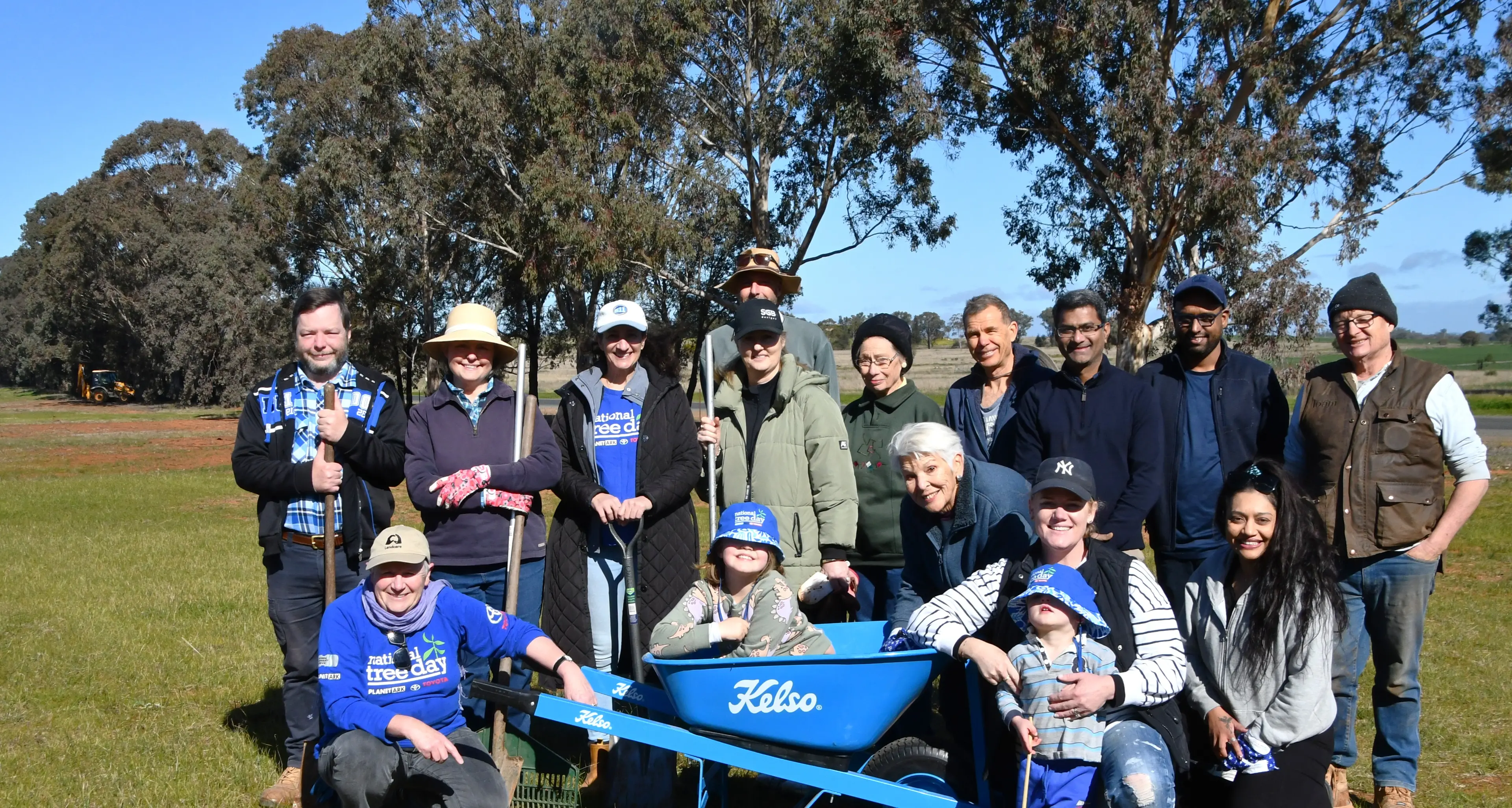 55 volunteers roll up their sleeves