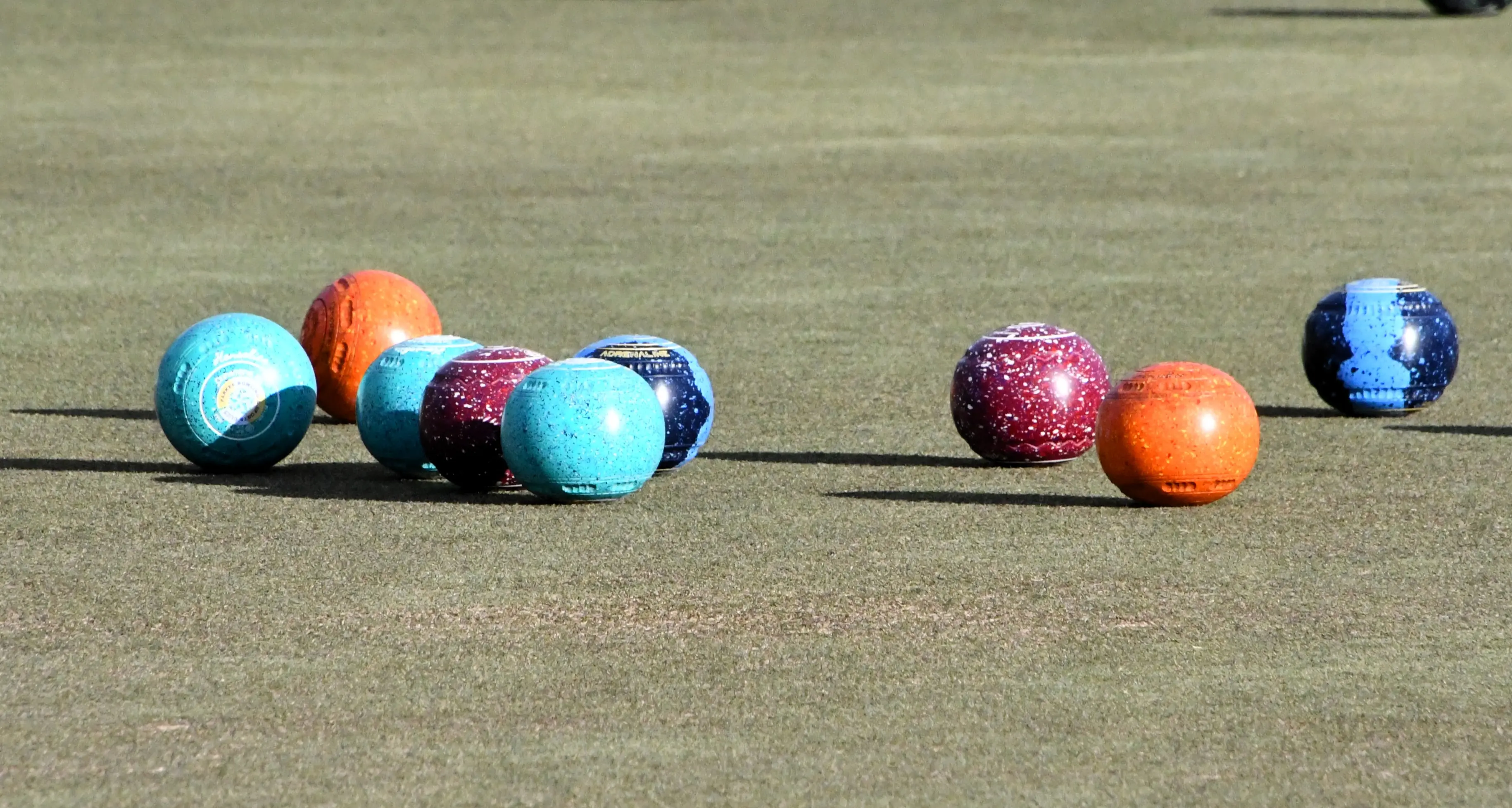 Spectacular weather calls ladies to the green