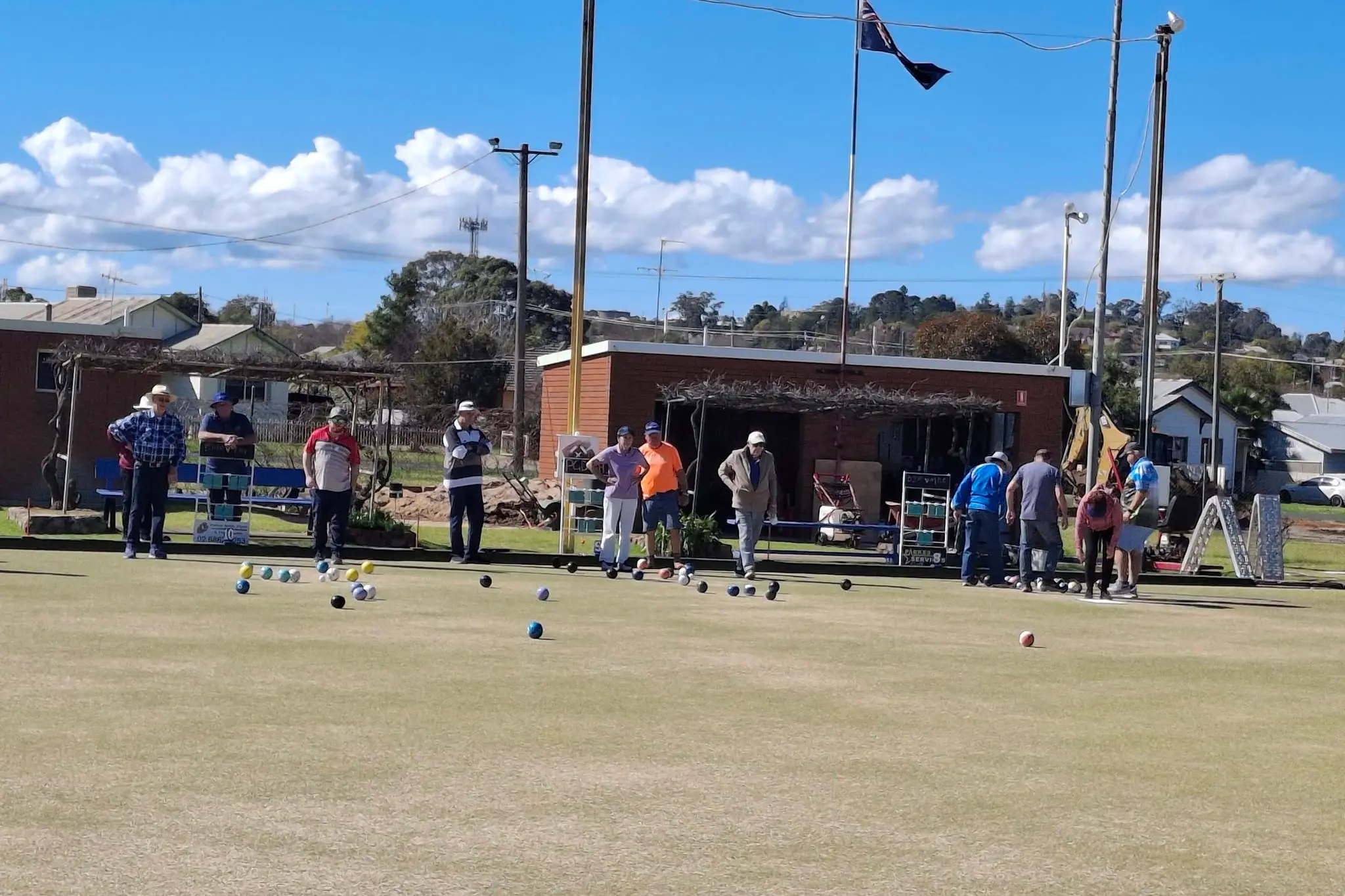 <p>There were 30 bowlers who turned out for social bowls on a beautiful Wednesday last week. PHOTO: Peter Creith</p>\\n