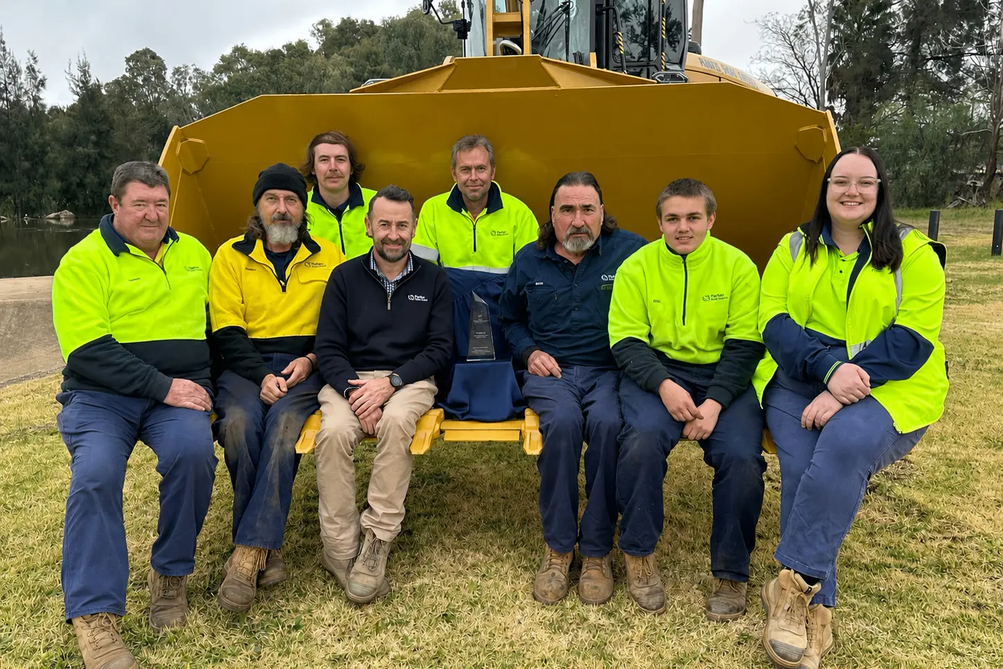 <p>Parkes Shire Council\\'s fleet team, back, Thomas Barnes and Ariston Bartley; front, Darren Tonkin, Russell Tanswell, Michael O\\u2019Shannessy, Steve Shorten, Dominic Gibson and Kaitlyn Leigo.</p>\\n