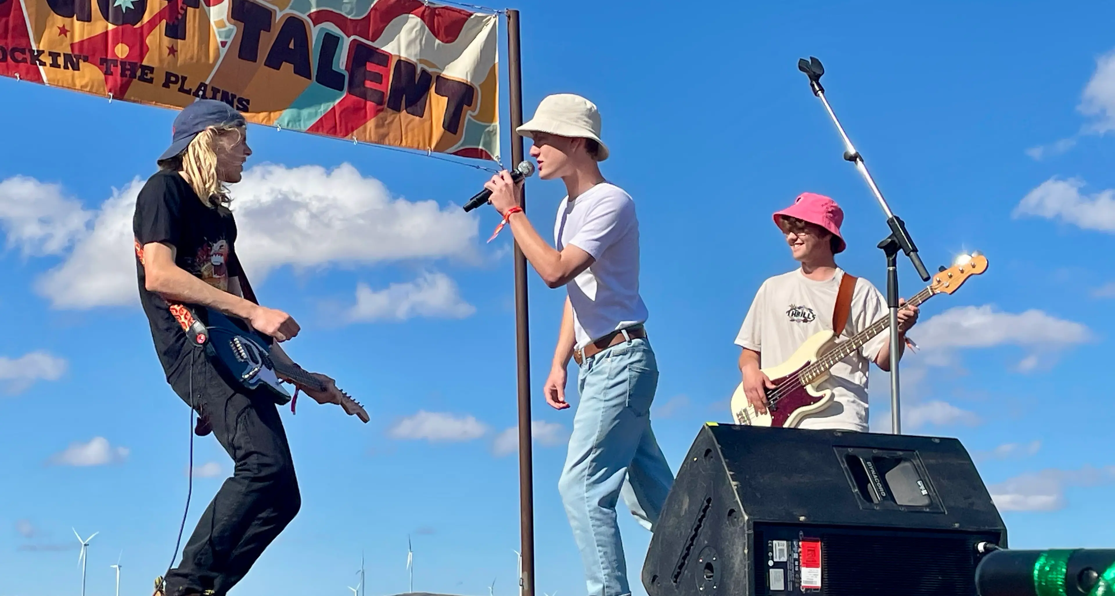 H2O make a splash at Mundi's Got Talent
