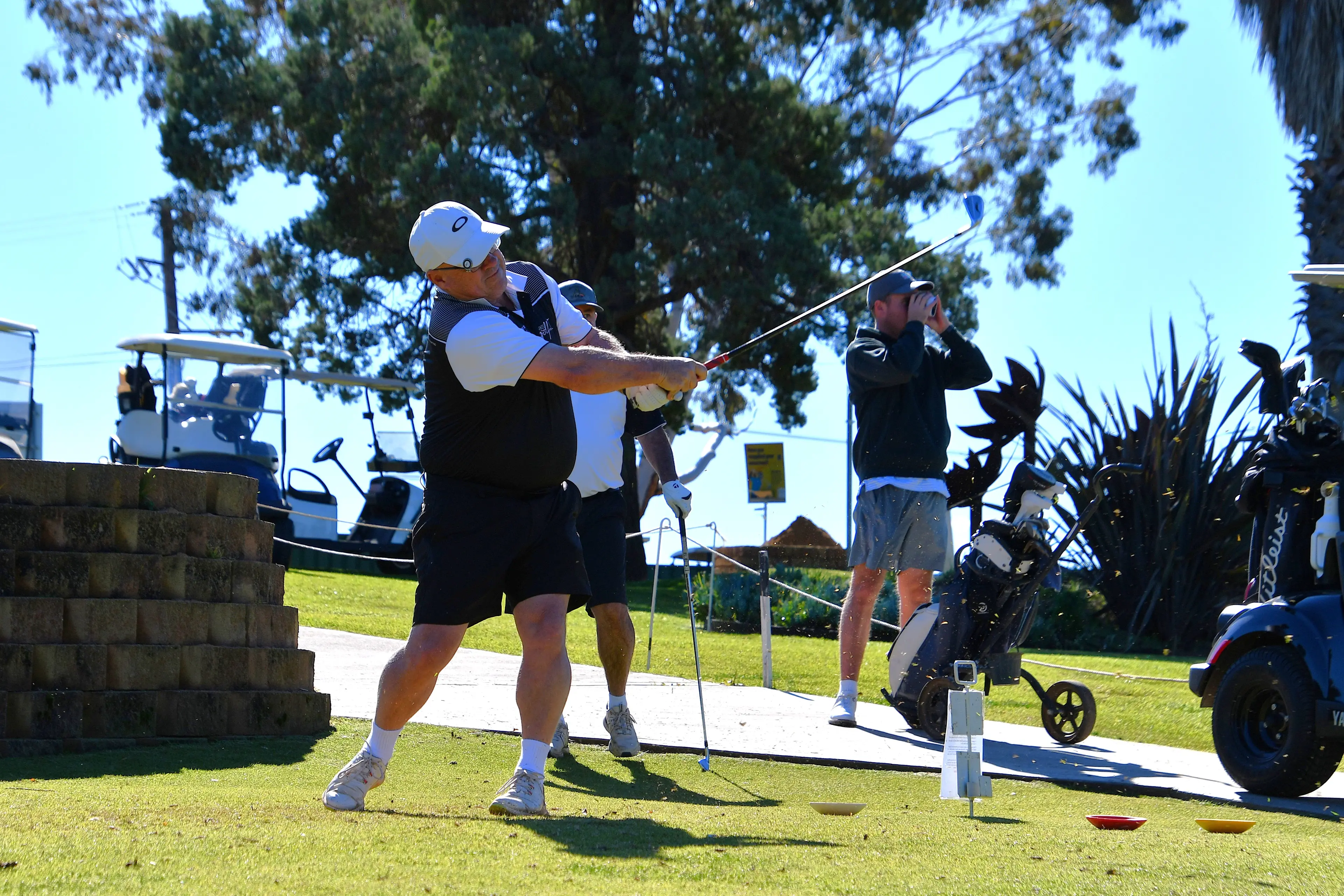 <p>Mark Kelly was spotted having a hit at the Parkes Golf Club recently. PHOTO: Jenny Kingham</p>\\n