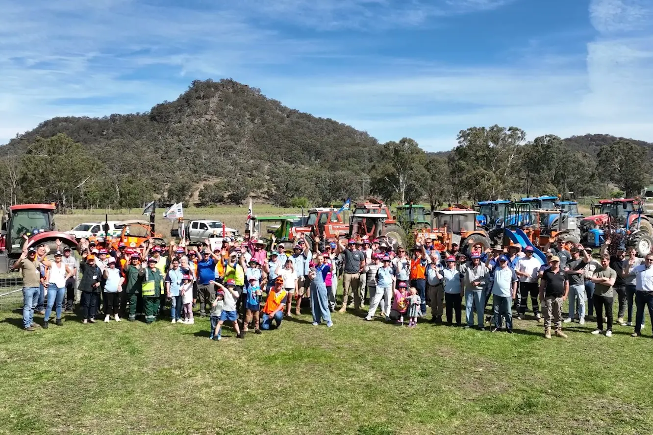 <p>The unmistakable sight of tractors rolling into Parkes will signal the arrival of the Central West Charity Tractor Trek group, as the passionate fundraising group embarks on its 8th trek supporting Little Wings.</p>\\n