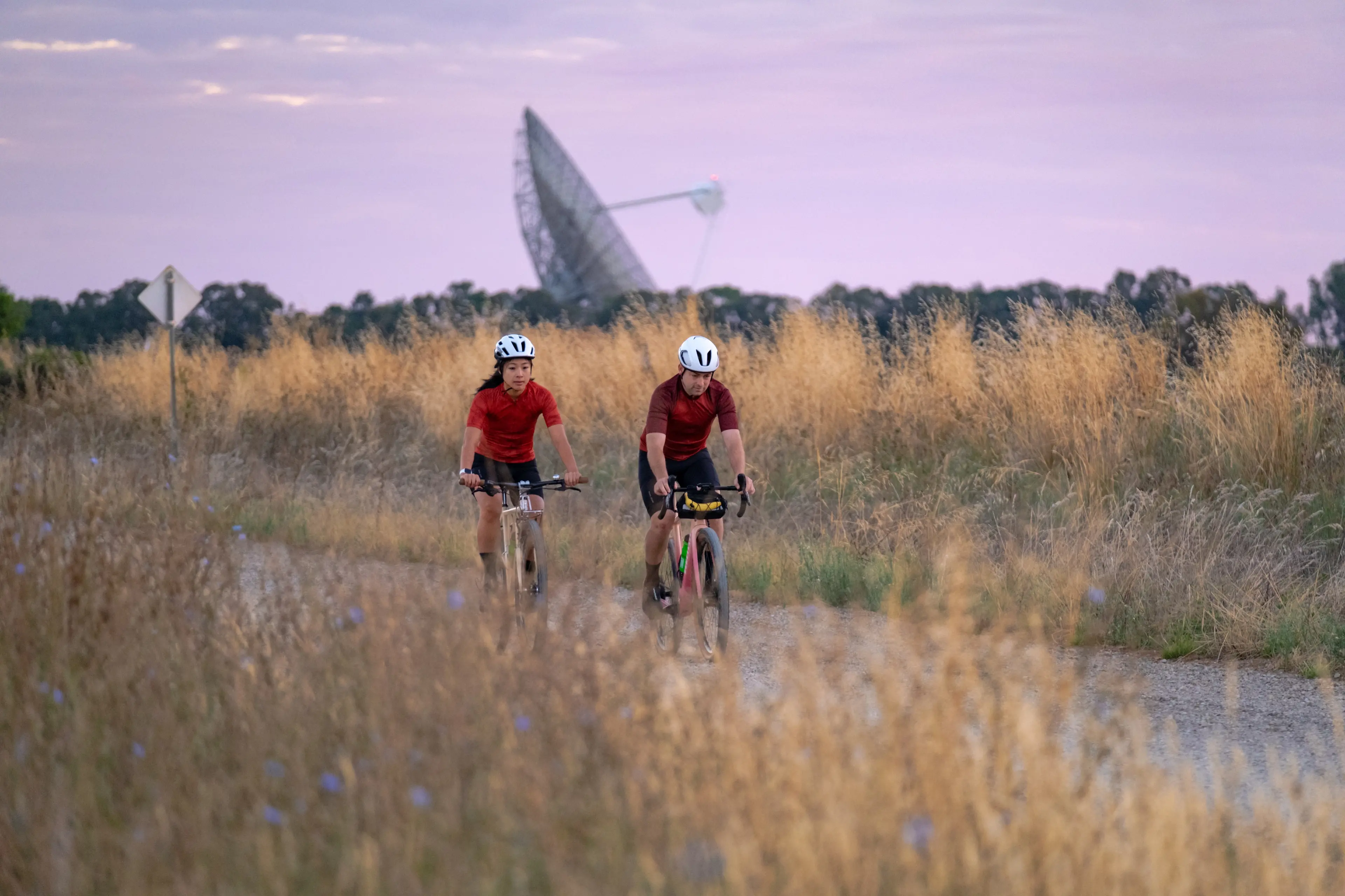 <p>The Parkes cycling event returns for its second year, this time centred around our iconic landmark and called the \\u2018Dirty Dish Gravel\\u2019.</p>\\n