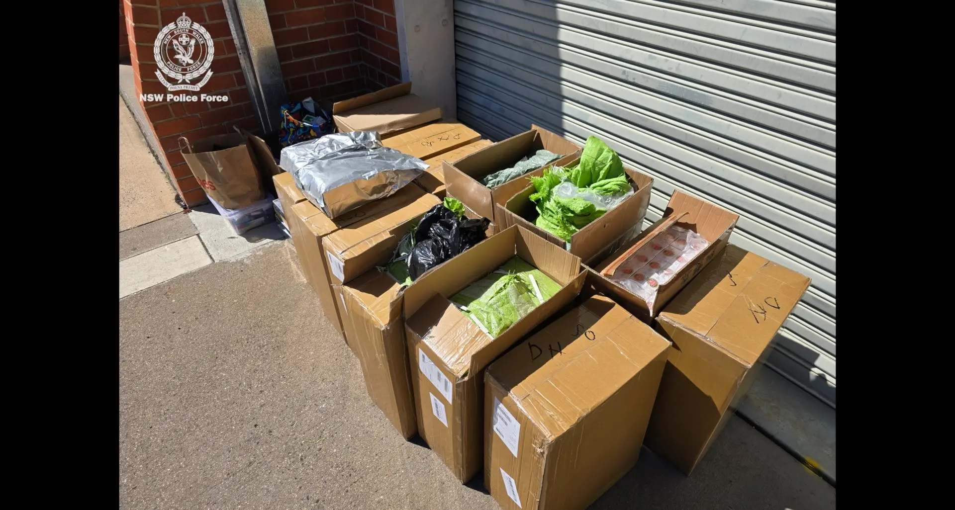 $600k worth of contraband in two vans seized