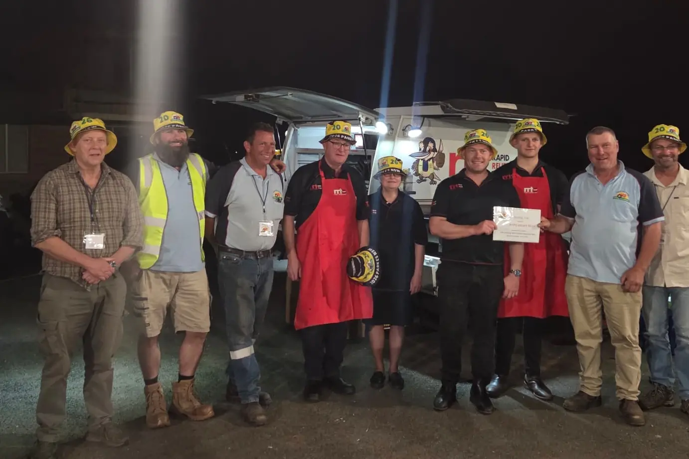 <p>The Rapid Relief Team from Parkes rolled up their sleeves to feed the Central West Tractor Trekkers who were in Parkes last month to raise funds and awareness for Little Wings.</p>\\n