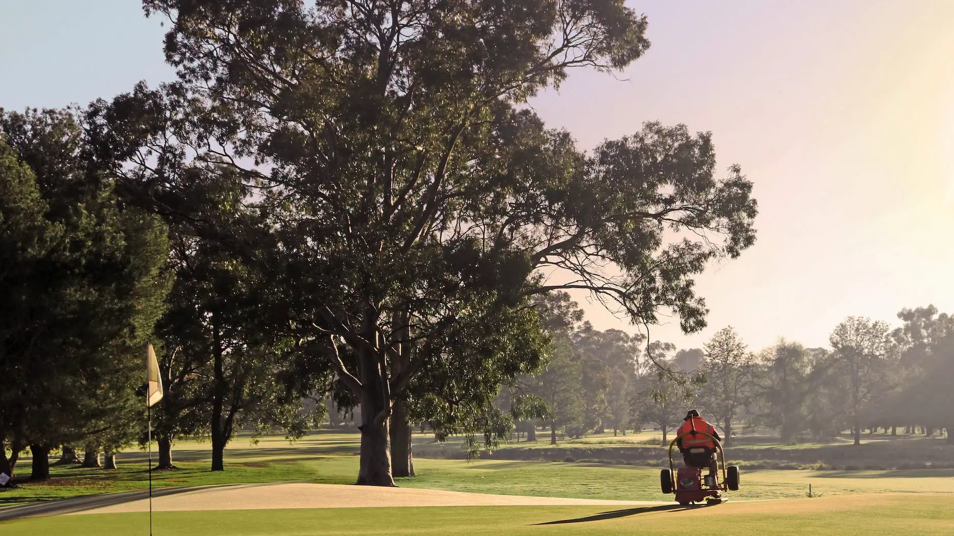 Bruce putts together another win